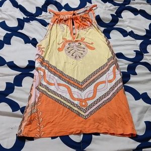 Cute and soft! Halter tank top w keyhole front and back